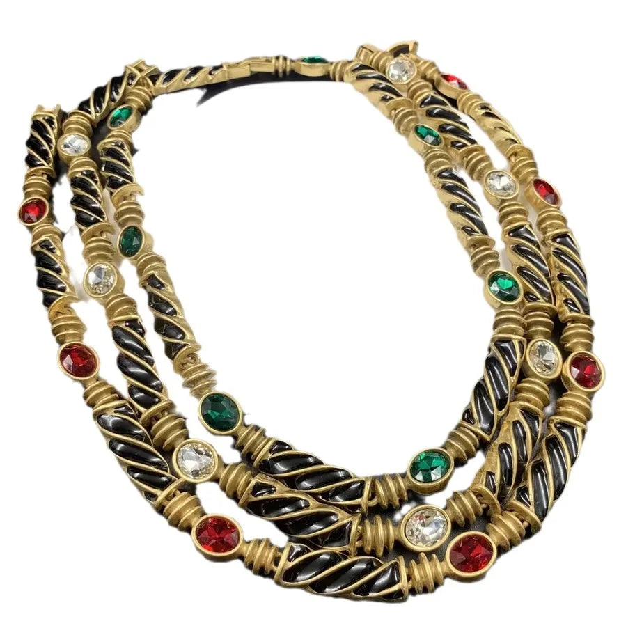 European and American trendy retro elegant brand designers with the same niche unique temperament clavicle necklace